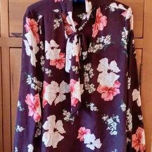 Cupcakes and cashmere blouse Size medium